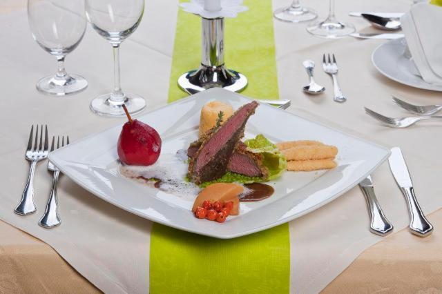 Landhotel Erhardt Bad Waltersdorf Zewnętrze zdjęcie