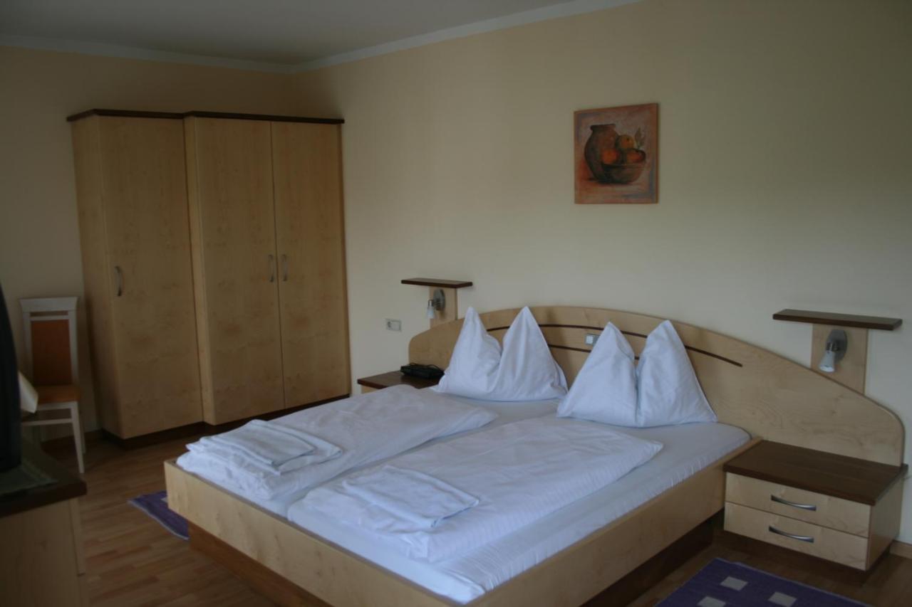 Landhotel Erhardt Bad Waltersdorf Zewnętrze zdjęcie